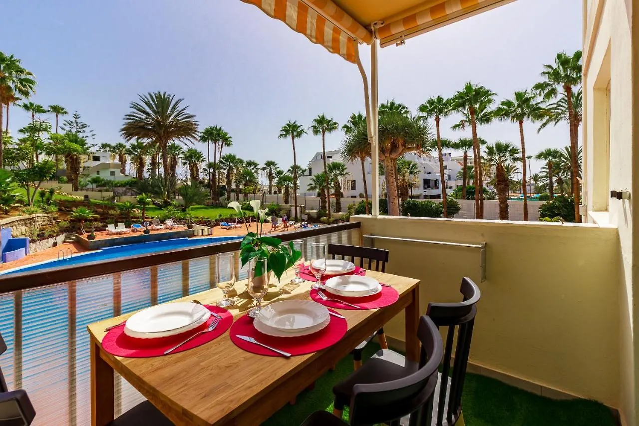 Fantasticstylish & Aircon, Near Lasamericas Beach Playa de las Americas  0*, Playa de las Americas (Tenerife)
